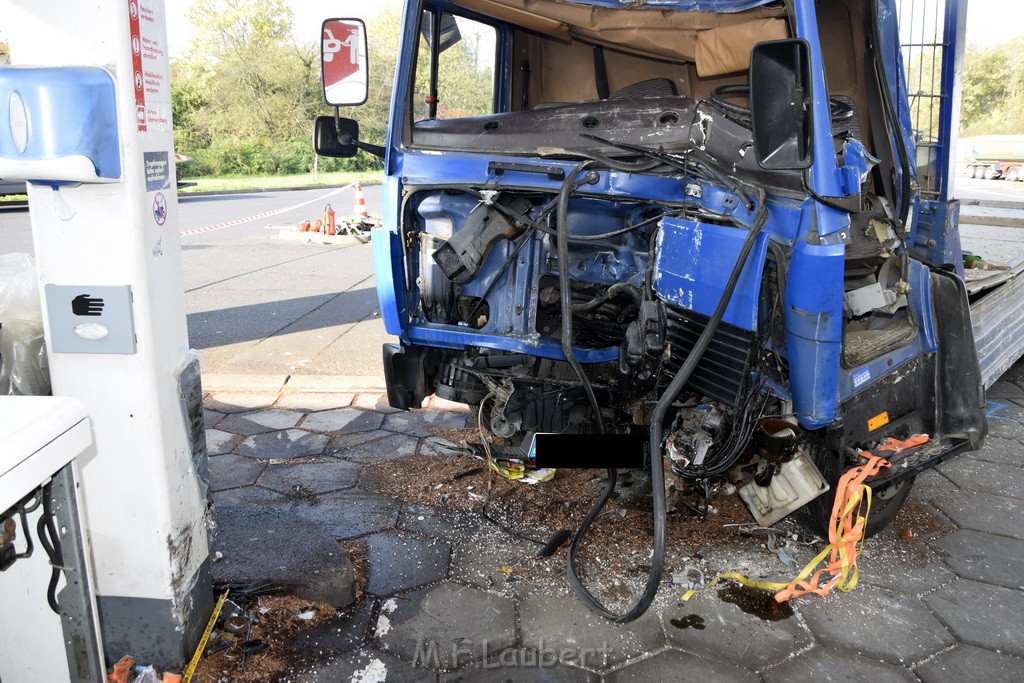 VU PKlemm LKW Tanksaeule A 59 Rich Koenigswinter TRA Schloss Roettgen P225.JPG - Miklos Laubert